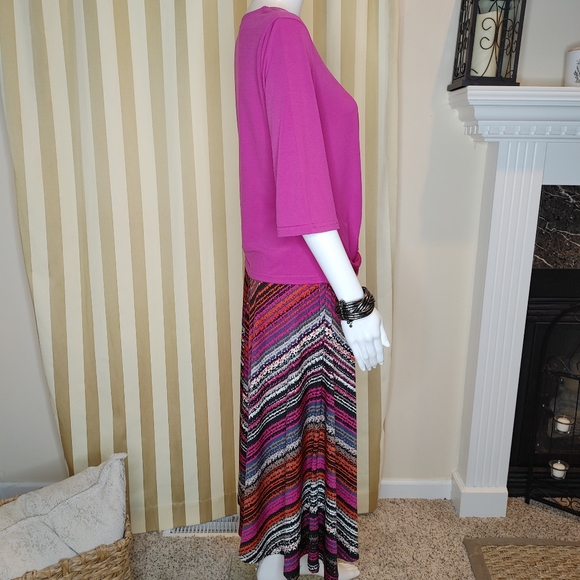 MULTIPLES INVESTMENTS CONTRASTING SKIRT SET PS - Picture 3 of 9